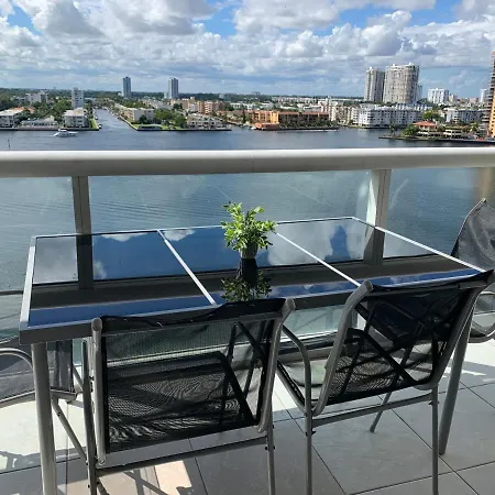 Beautiful Miami Place-2