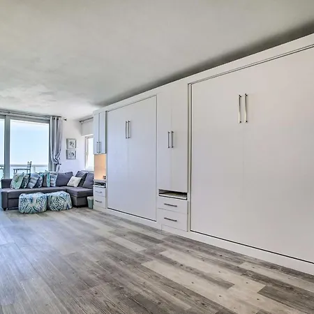 On-Site Beach Access: Sunny Isles Beach Studio!-2