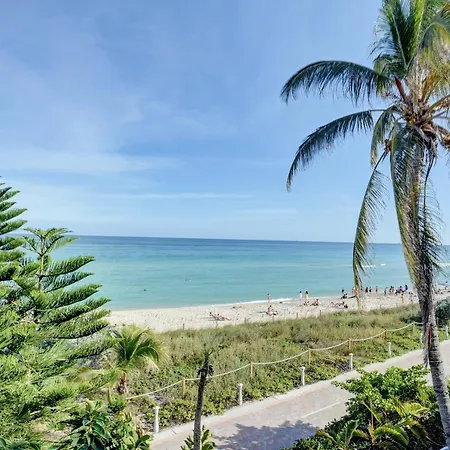 Sumptuous Oceanfront Miami Beach Suite-2