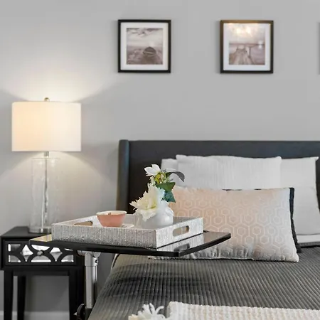Waterfront Luxury 2-Bedroom Condo Sunny Isles Beach-3