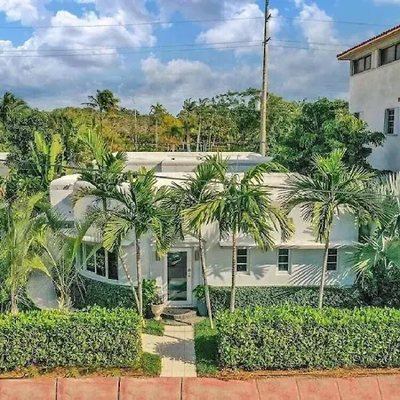 Beach House In Miami Beach-2