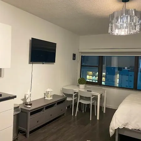 New Miami Beach Ocean Side City View Unit 818-2