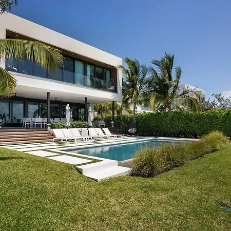 Best Bayfront View New Construction W Pool-2