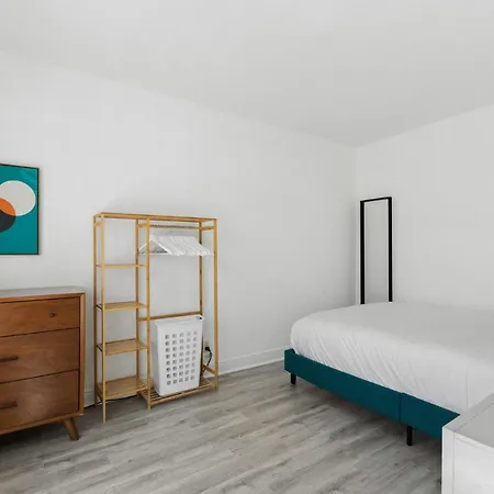 Updated 2Br Apartment In North Beach-3