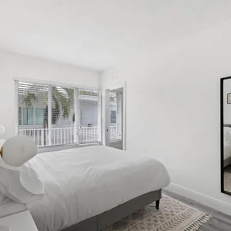 Modern 2Br Apartment In North Beach-2