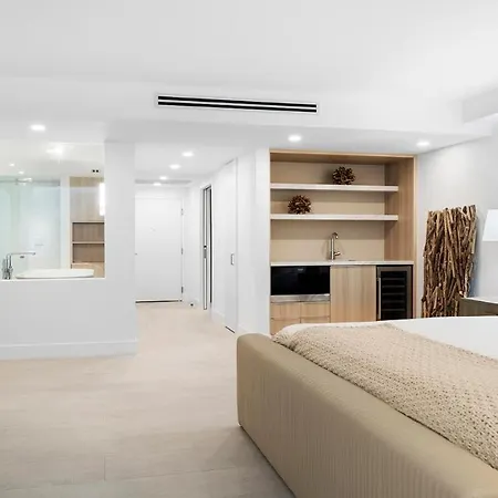 3 Bedroom Private Residence At Roney Palace -641-2
