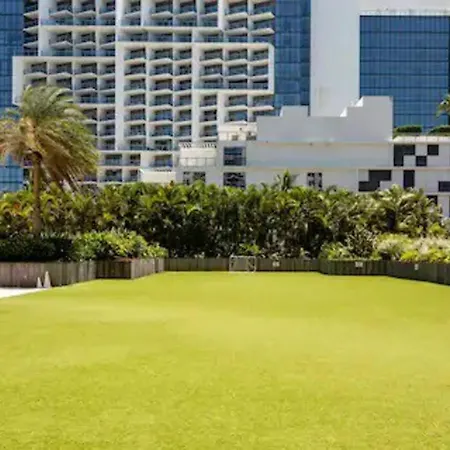 1 Bed / 1 Bath Ocean View Studio In South Beach-3