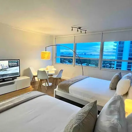 Cozy Studio Bay View! Parking Included By Creative Inn Hotels-2