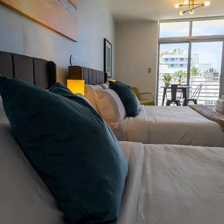 Rooftop-Pool Suite On Ocean Dr C505-3