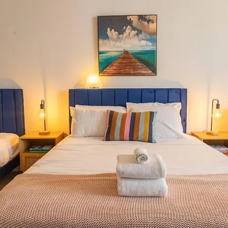 King Bed Rooftop Suite Ocean Dr C304-3