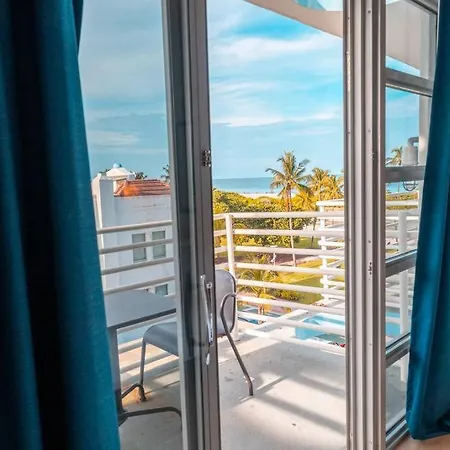 1 Bedroom With King Bed And Roof-Top Pool And Bar C503-3