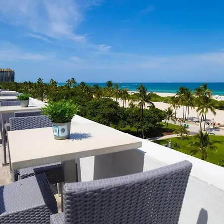 1 Bedroom With King Bed And Roof-Top Pool And Bar C503-2
