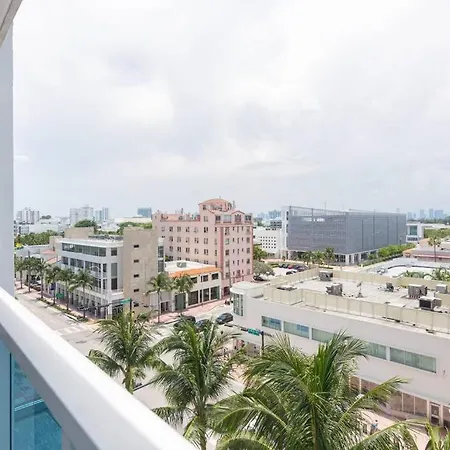 Luxury Family Apartment 2 Bedrooms+2.5 Baths-3