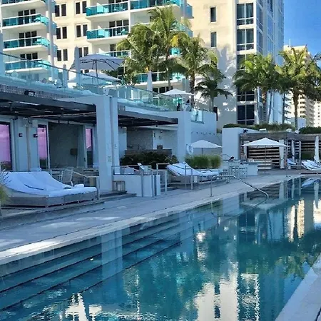 Plustay: Miami Beach Oasis Resort-2