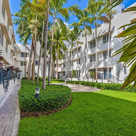 Paradise In South Beach-2