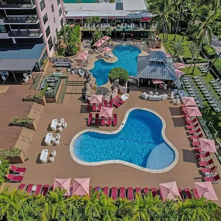 Adorable 2 Bedroom Condo Beach Service 605-2