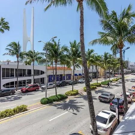 Heart Of South Beach Cozy Studio 2-2