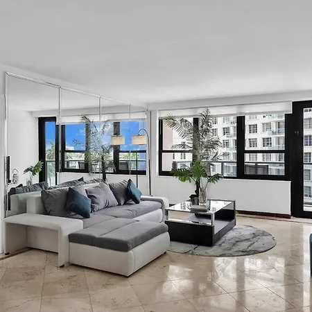 Beachfront Condo Beach Service-717-2