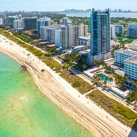 Miami Beach Condo Hotel, Pool/Beach-2