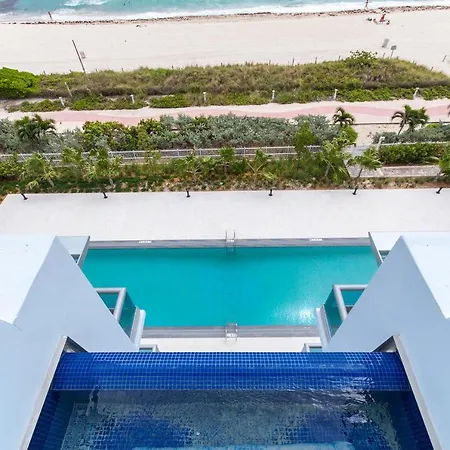 Monte Carlo Suites In Miami Beach-3
