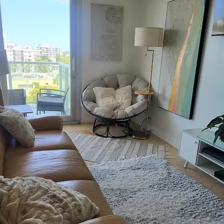 South Beach Studio Apartment In Luxury Building-3