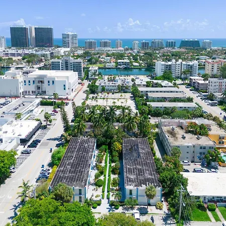 Bay Harbor Unit 3 Lovely 2 Bed 1 Bath Apartment-3
