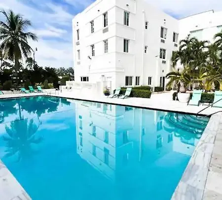 Miami Beach Studio Steps From The Beach-2