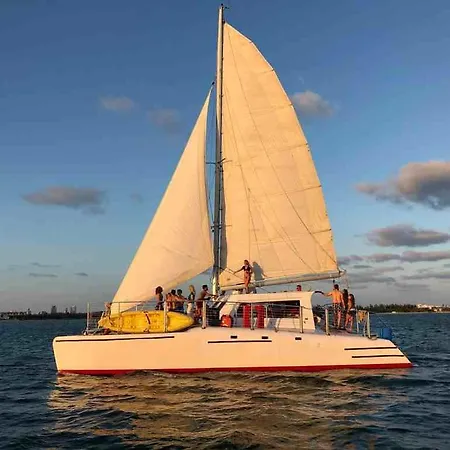 Mariah Catamaran-2