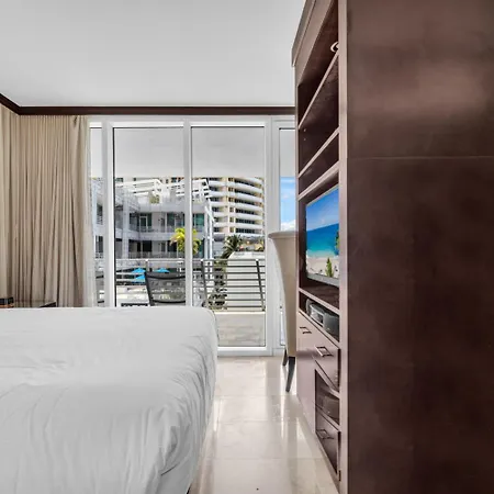 Suites Ocean Drive Hotel-2