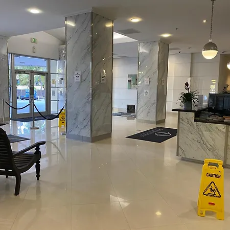 Sunny Isles, Beach Life! Parking Included-3