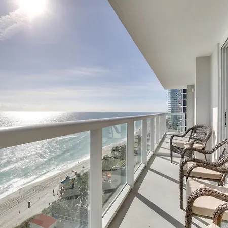 Sunny Isles Beach Retreat W/ Resort Perks!-3