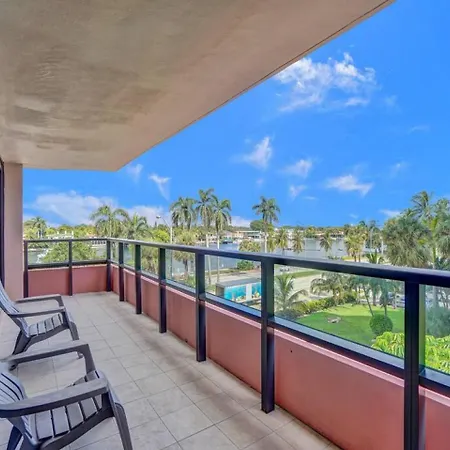 Beachfront Ocean View Condo Beach Service 520-3