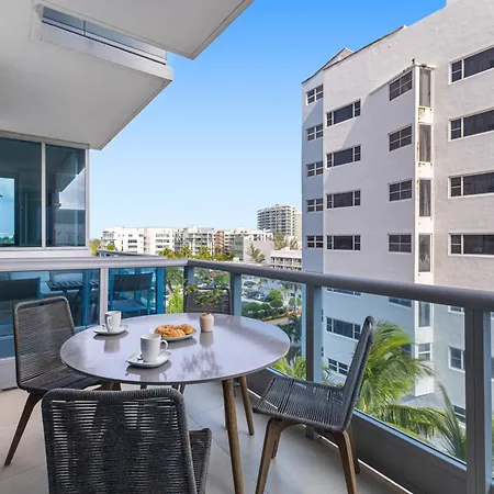 Dharma Home Suites Miami Beach At Monte Carlo-3