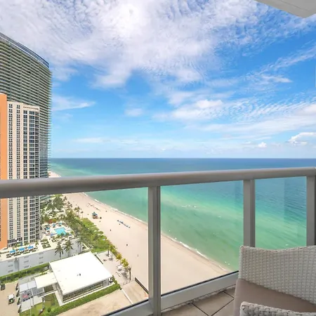 Marenas Beach Resort Sunny Isles Ph Ocean View 1Bed 1Bath-2