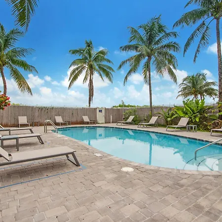 Oceanfront Quiet Apt In South Beach With Pool-2