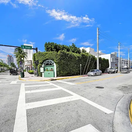 Sobe Monarch 1 - 2 Bedroom 2 Bathroom - Modern Apts -Walk To Ocean Drive -2 Independent 1 Bedroom 1 Bathroom Apts-2