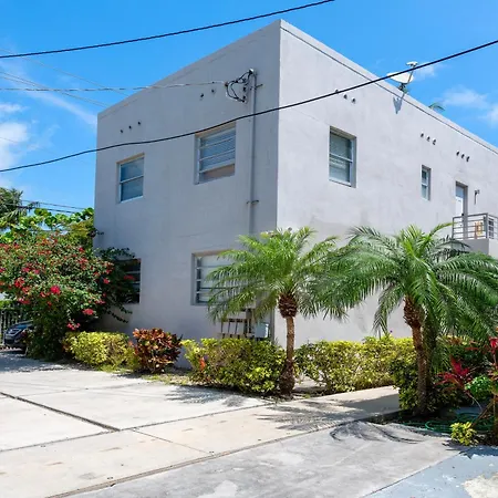 Sunny Days Apartments-2
