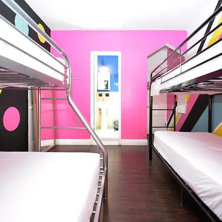 South Beach Rooms And Hostel-2