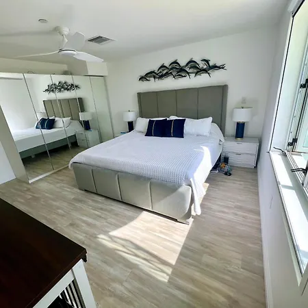 Wow! Best Location! Best Unit! New Renovated South Beach Ocean Front-3