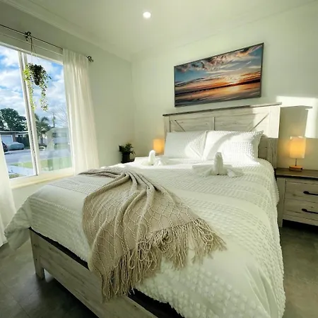 Sunrise Home 4Beds, King Size, 2Bth At The Beach-2