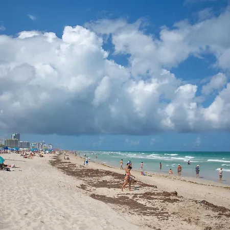 Ocean Drive Apartments-2