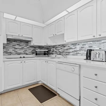 Miami Oceanview Oasis Collins Ave Apartments Free Parking-3