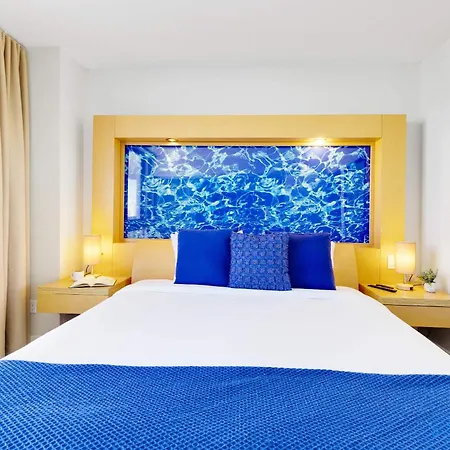 Beachfront Resort - Pool - Ocean View Balcony- Gym-2
