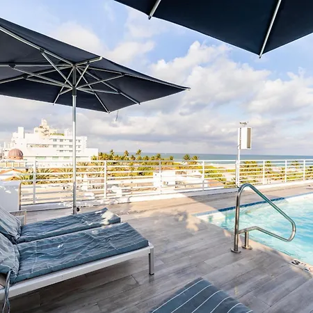Oceanfront Oasis: 2-Br Apartment On Ocean Drive-2