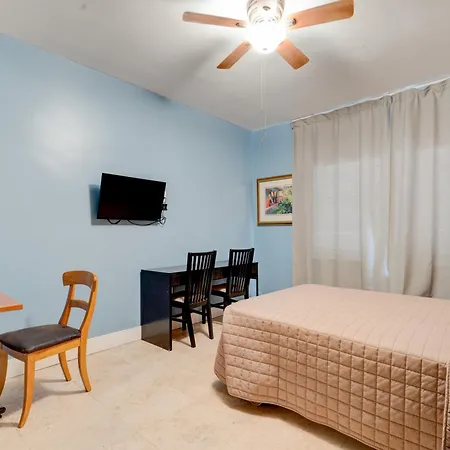James Hotel-2