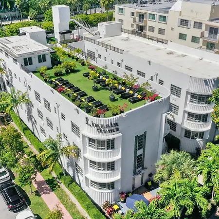 Lincoln Arms Suites-2