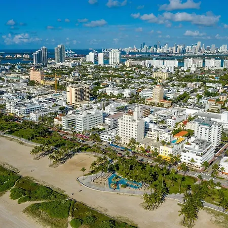 Leslie Hotel Ocean Drive-3