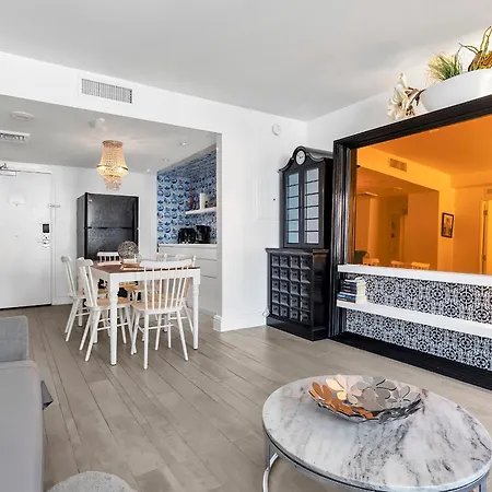 1100 West South Beach Luxe Miami Condos By Joe Semary-3