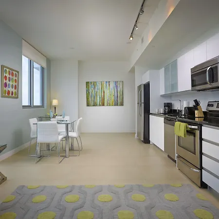 Churchill Suites Monte Carlo Miami Beach-2