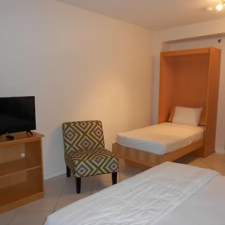 Ocean Front Casablanca Studios With Full Kitchens & Beach Access By Bl Rentals-2